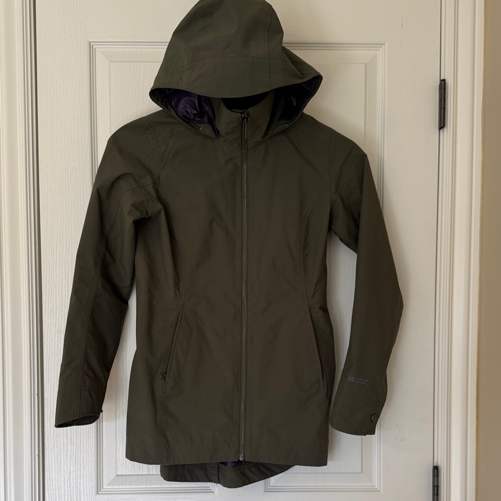 Marmot Forest Green Rain Jacket with Purple Lining - Picture 2 of 13